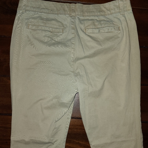 St. Johns Bay khaki pants - Picture 3 of 3
